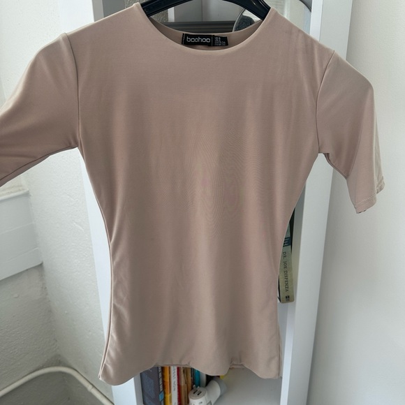 Boohoo half sleeved tops x2 - Picture 2 of 5